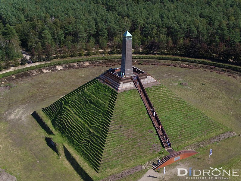 Piramide van Austerlitz by drone