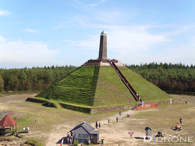 Piramide van Austerlitz by drone